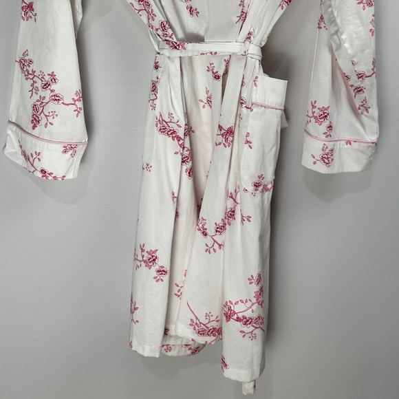 Petite Plume English Rose Floral Cotton Robe - Picture 9 of 10
